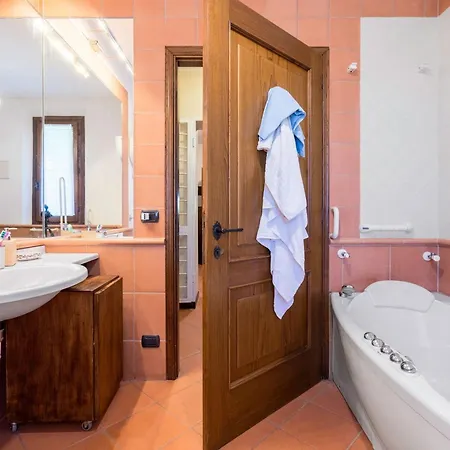 Vila Acquaviva With Pool In Perugia